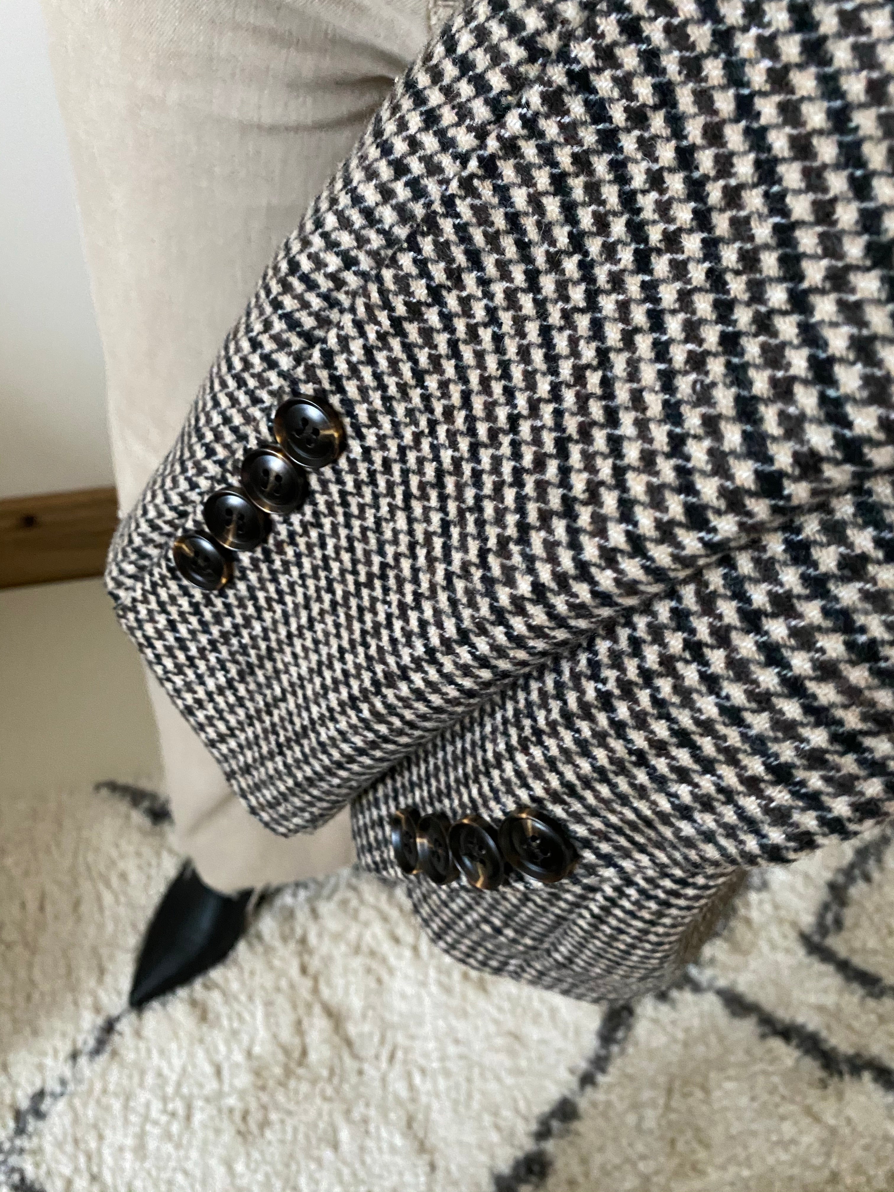 Yui Houndstooth Coat