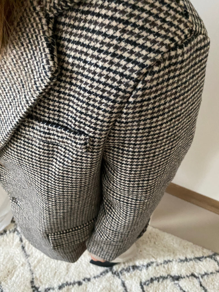 Yui Houndstooth Coat